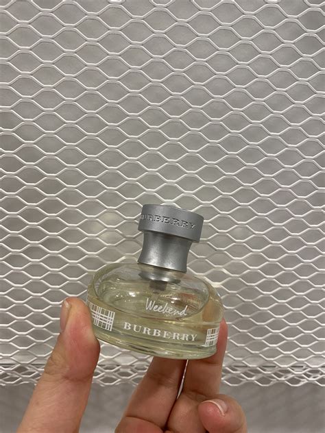 burberry weekend perfume review